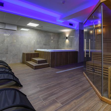 Hotel Rivus Пескиера дел Гарда Екстериор снимка