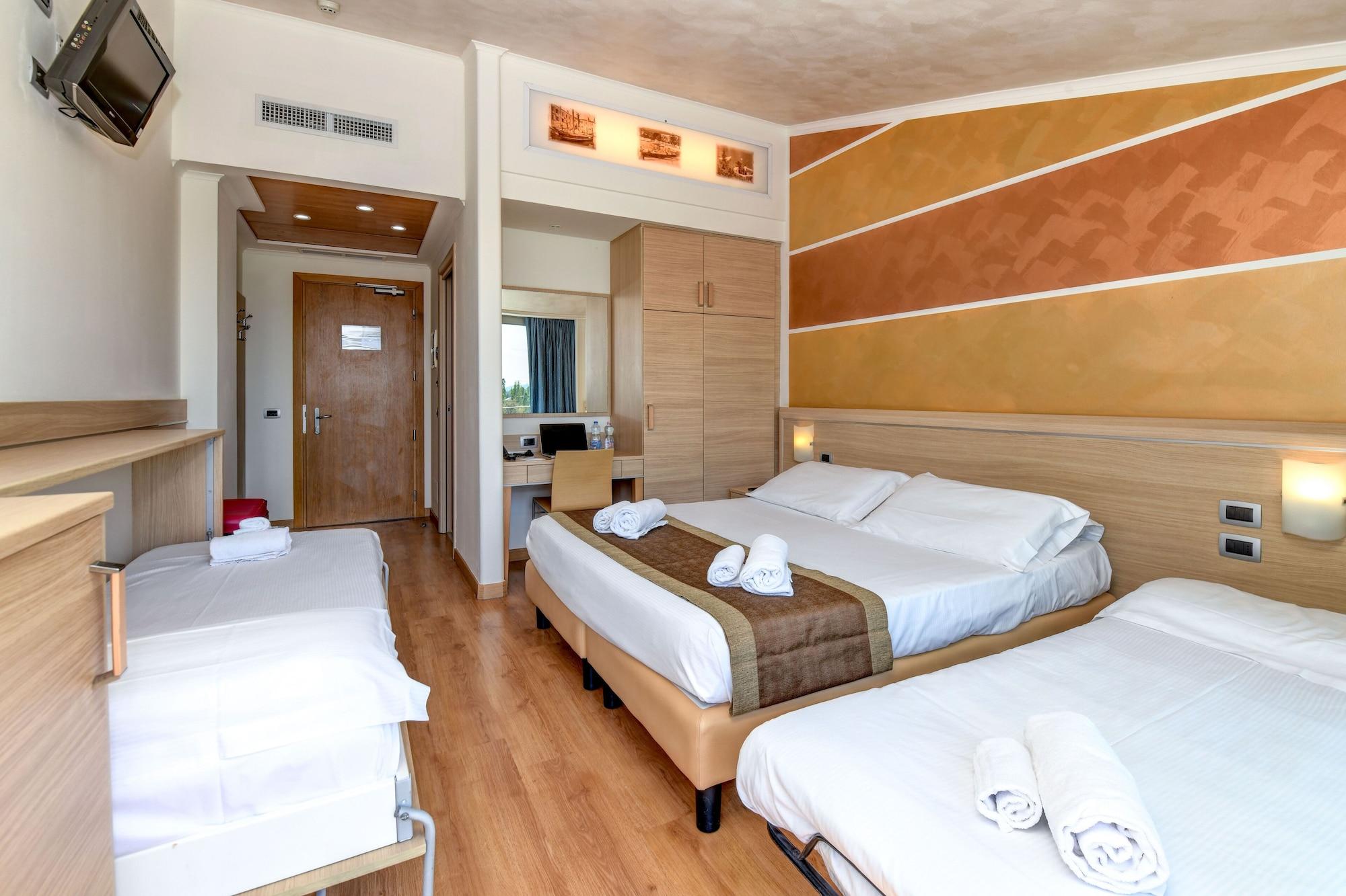 Hotel Rivus Пескиера дел Гарда Екстериор снимка