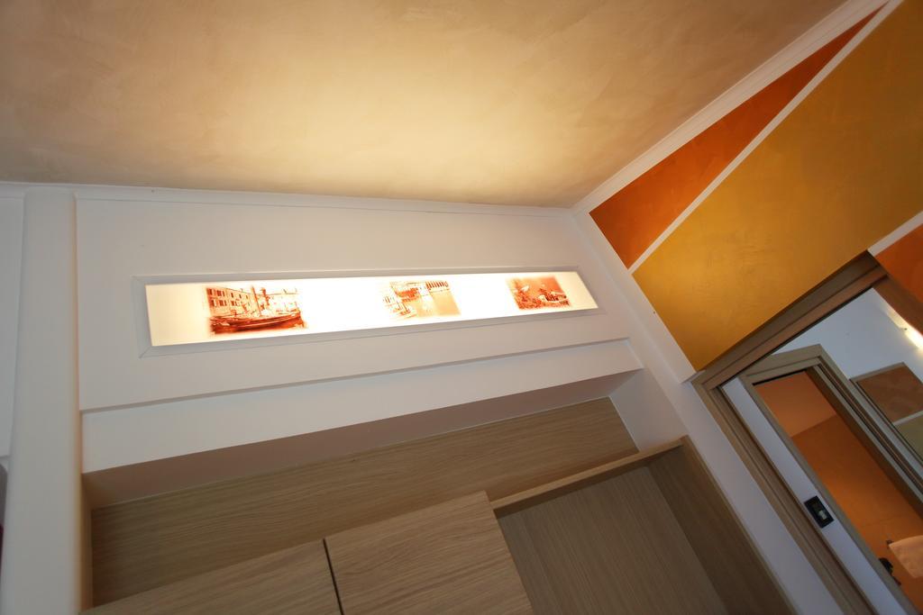 Hotel Rivus Пескиера дел Гарда Екстериор снимка