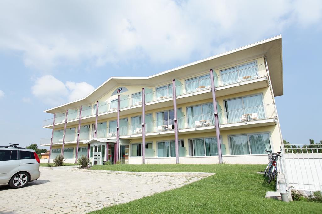 Hotel Rivus Пескиера дел Гарда Екстериор снимка